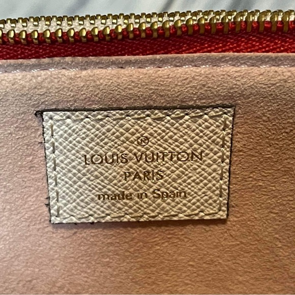 🍀💁🏻♀️Double Zip Pochette - Red Pink Giant🍀💁🏻♀️ - Picture 13 of 16